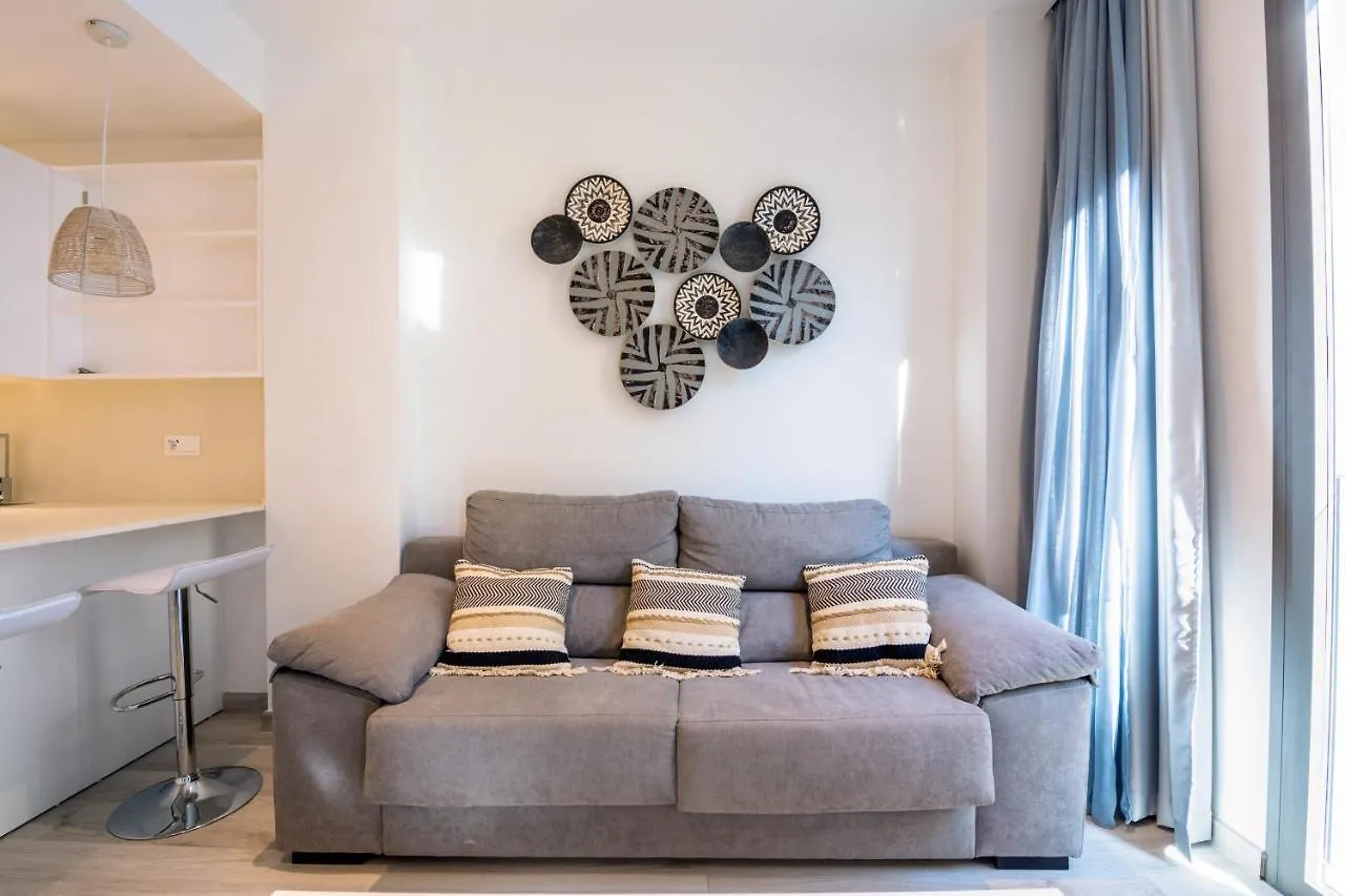 Minty Stay - Modern La Merced Malaga