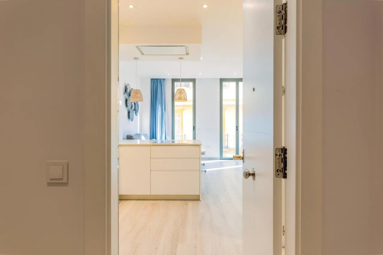 Minty Stay - Modern La Merced Malaga Spain
